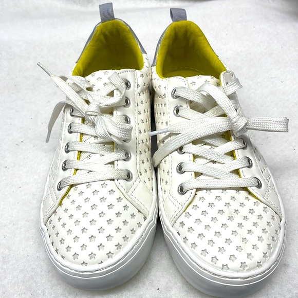 Old navy new star design sneakers girl sz 2 - Picture 5 of 8